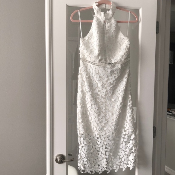 NWT white lace lined Halter Dress🌸 - Picture 2 of 14